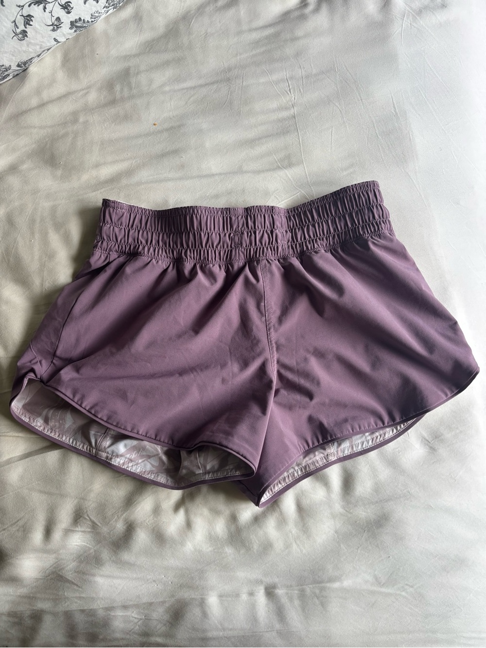 Lululemon Choose A Side Shorts *Reversible